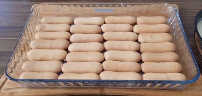 Prajitura cu piscoturi