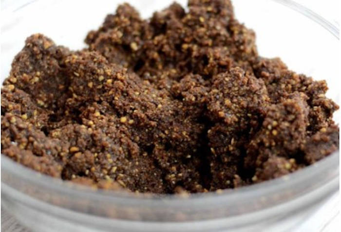 Tort cu nuca budinca si alune aluat bile