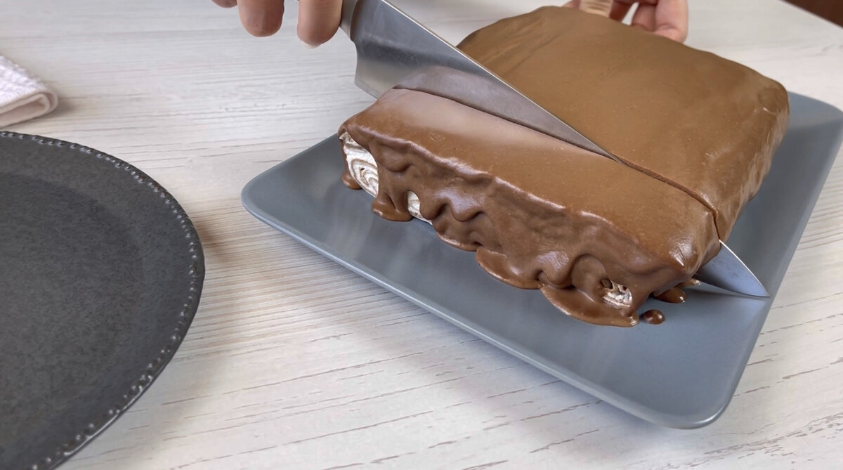 Rulou de clătite cu frișcă: