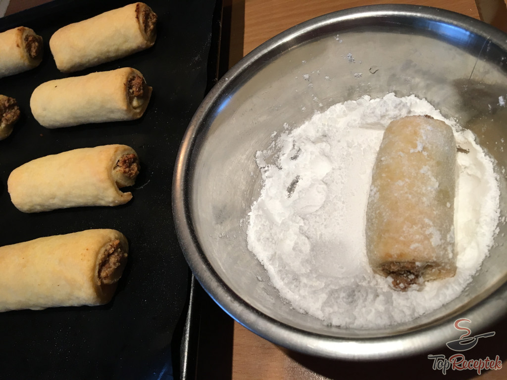 rulouri prin zahar pudra