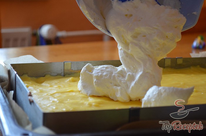 frisca peste prajitura cu budinca