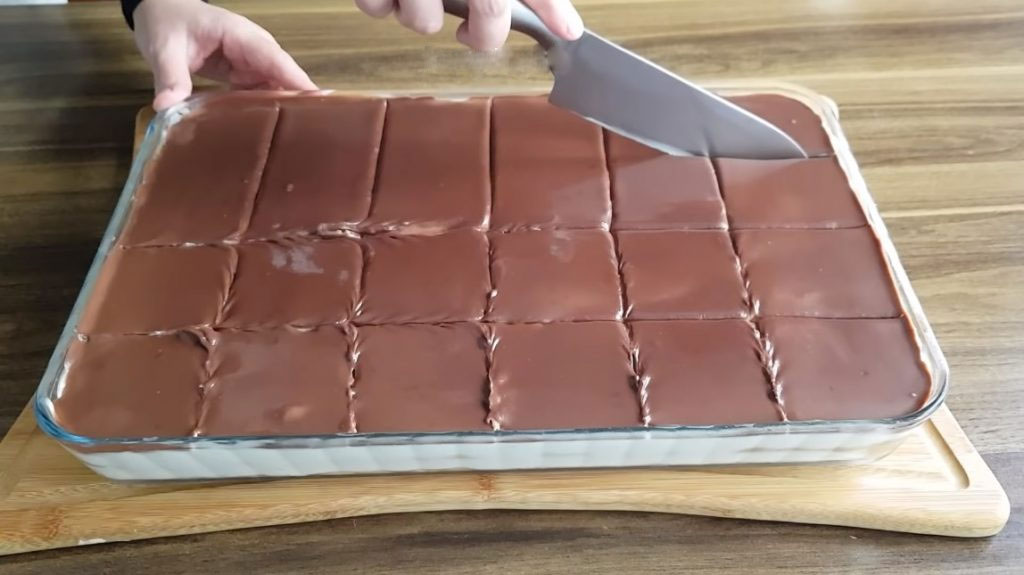 Prajitura piscoturi si ciocolata