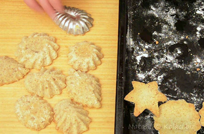 Fursecuri cu nuci lista ingrediente