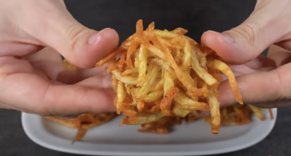 Biluțe crocante de cartofi cu condimente: Snack pe care &icirc;l vei &icirc;ndrăgi!