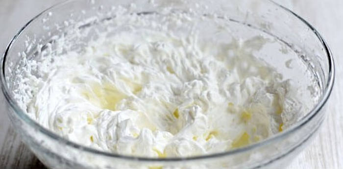 prajitura cu multa crema preparare frisca