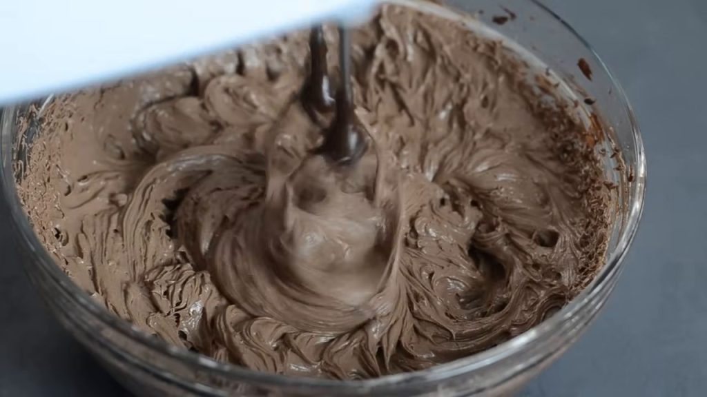 &bdquo;Prăjitura iubirii&rdquo; cu ciocolată și zmeură: desertul perfect pentru aniversări și nu numai