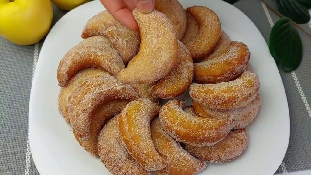 Dacă aveți 1 măr și iaurt, trebuie neapărat să pregătiți acest desert!