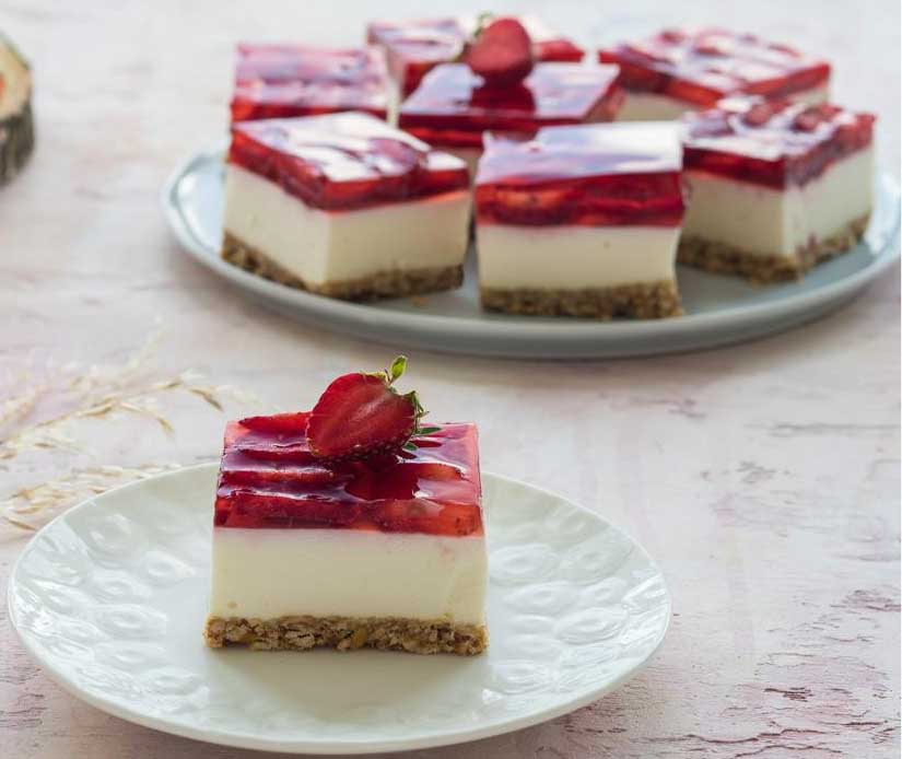 prajitura jeleu de capsuni