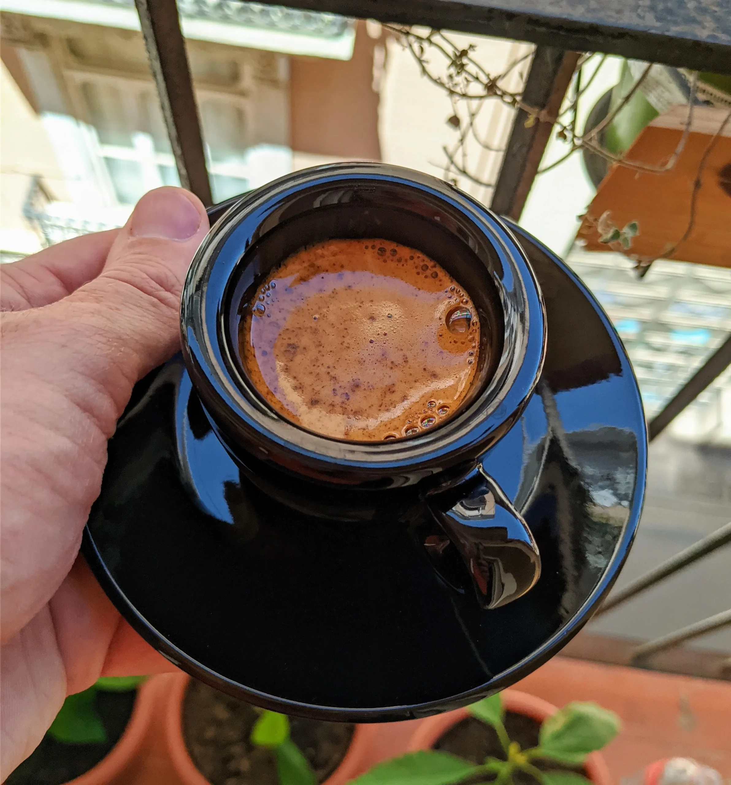 Espressor sau Filtru de Cafea? Ce Să Alegi?