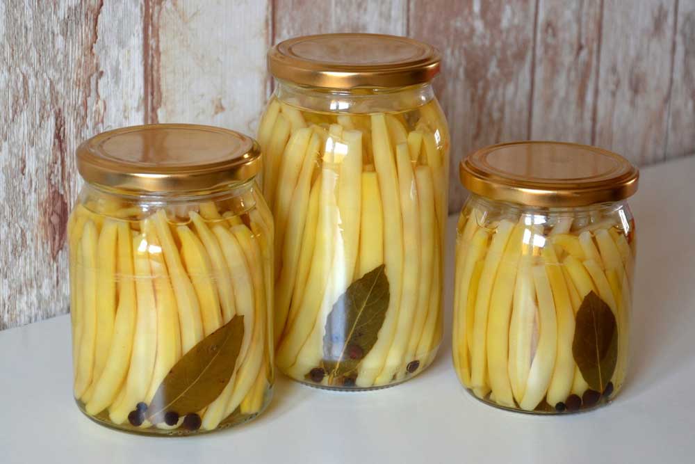Fasole galbenă la borcan - rețeta bunicii ce se păstrează toată iarna