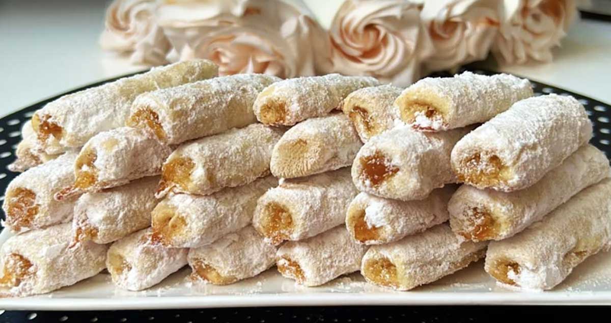 Fursecuri fragede cu caise: Cele mai fine prăjituri care se topesc în gură!