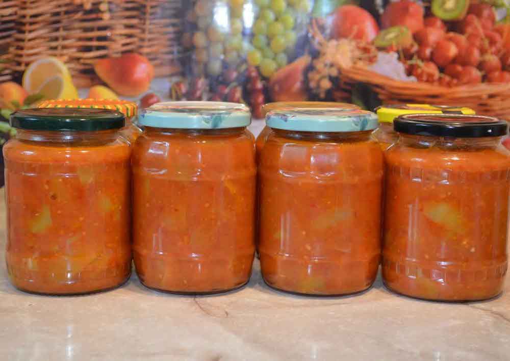 Gogoșari în sos de roșii pentru iarnă - sunt atât de gustoși încât îți vine să-ți lingi și degetele