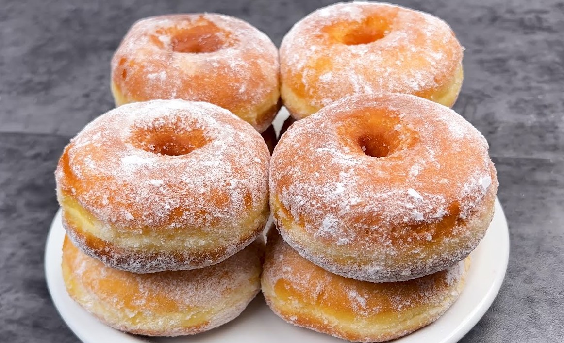 Gogosi moi si pufoase - se topesc in gură