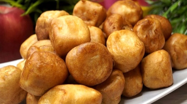 Ai nevoie de banane și lapte pentru a prepara un desert pufos și extrem de bun