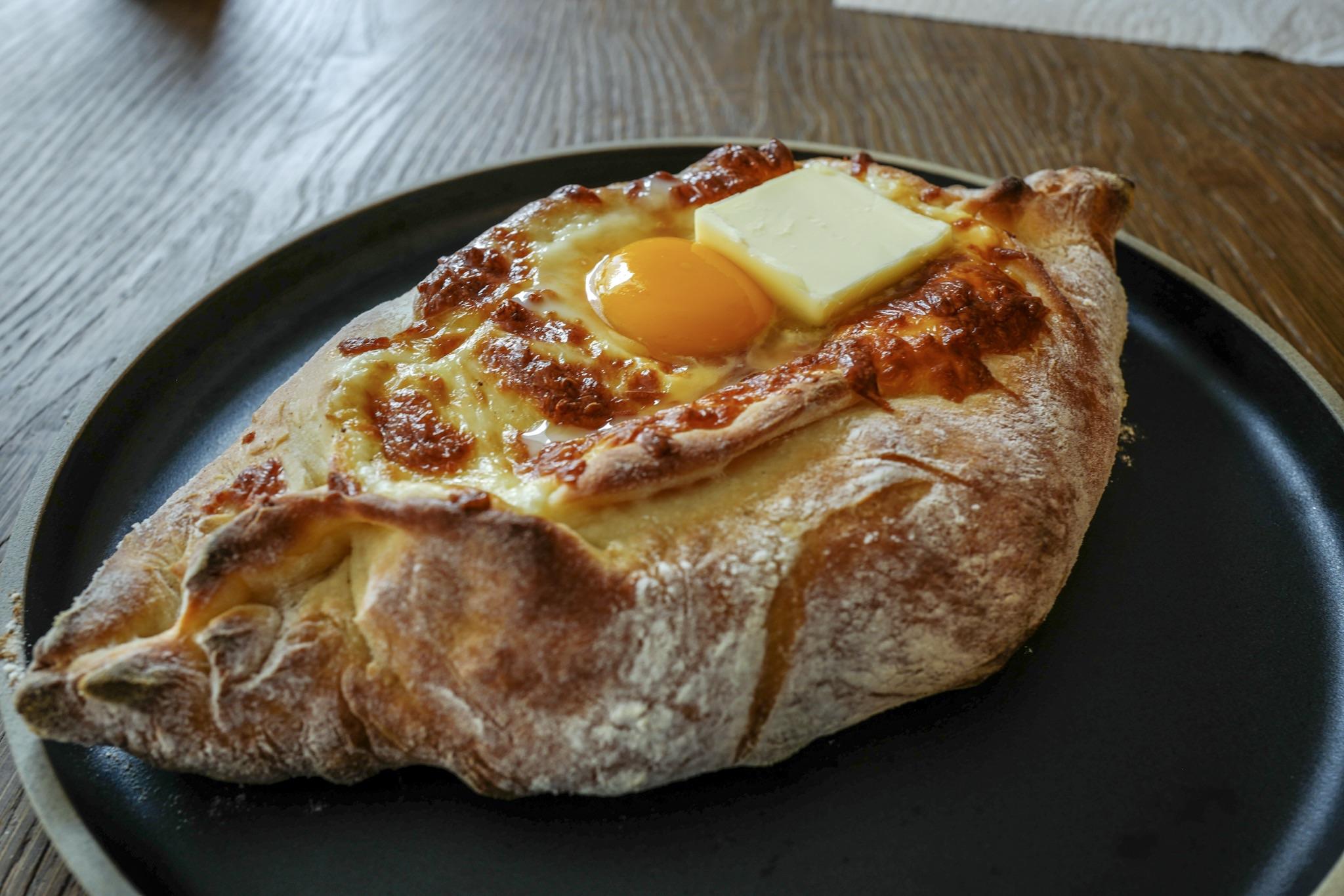Khachapuri făcut în casă - Rețetă simplă
