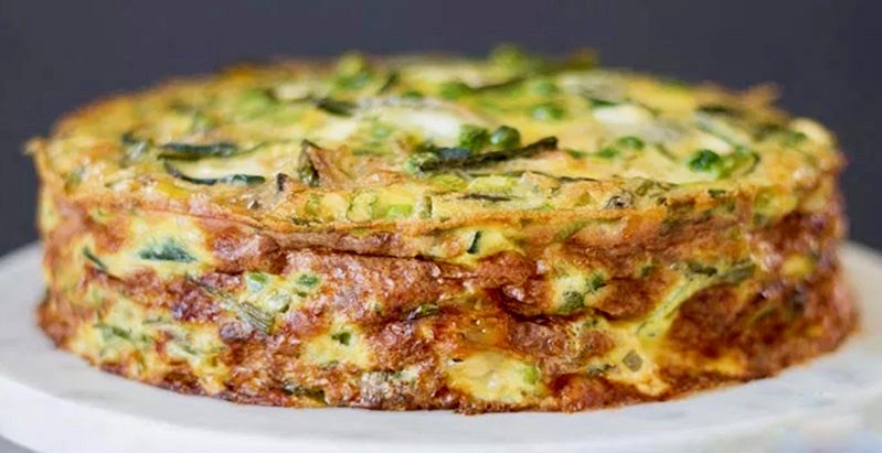 Rețetă de Frittata cu cartofi: 4 cepe