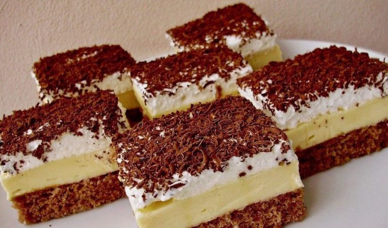 Prăjitură cu Blat de Cacao