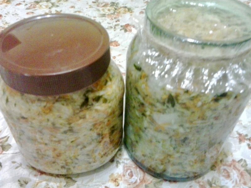 Salată de Varză La Borcan - O poți ține mult timp și merge de minune cu fasole