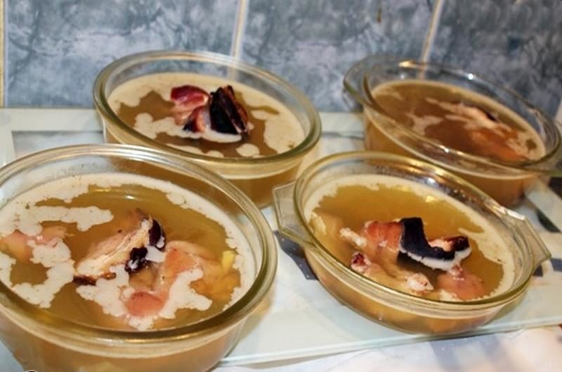 Rețetă de răcitură de Porc