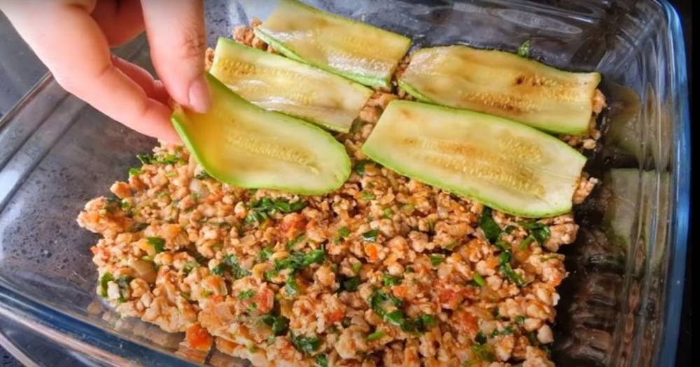 Lasagna cu dovlecei și carne tocată - o rețetă rapidă pentru o mâncare suculentă