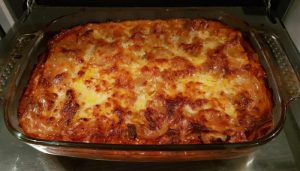 Lasagna la cuptor - În 35 de minute este gata cu totul. Simplu și gustos!