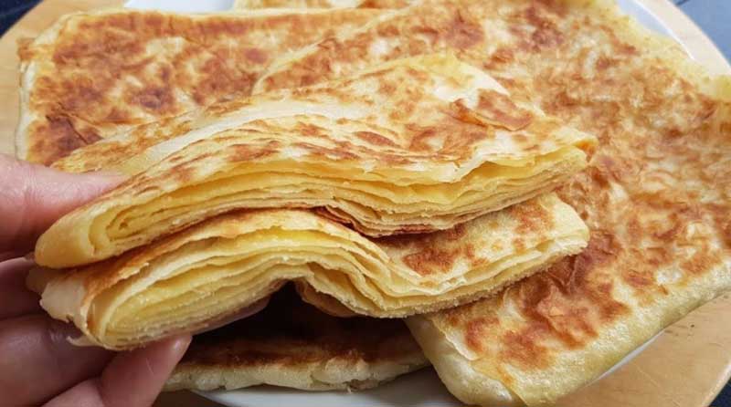 Ai nevoie de făină și apă clocotită: pentru lipii delicioase