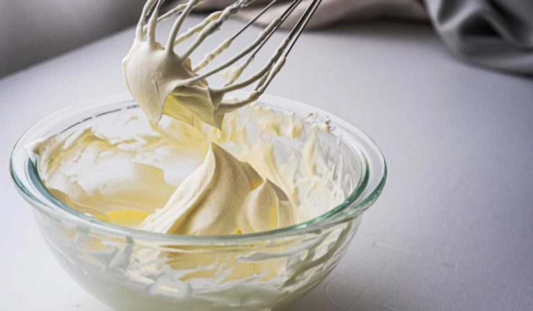 MASCARPONE de CASĂ făcut cu doar 2 ingrediente. Vezi REȚETA MEA ieftină și bună