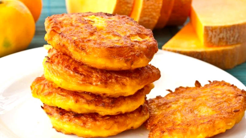 Medalioane de dovleac cu brânză și ceapă - o rețetă ideală pentru o masă sănătoasă