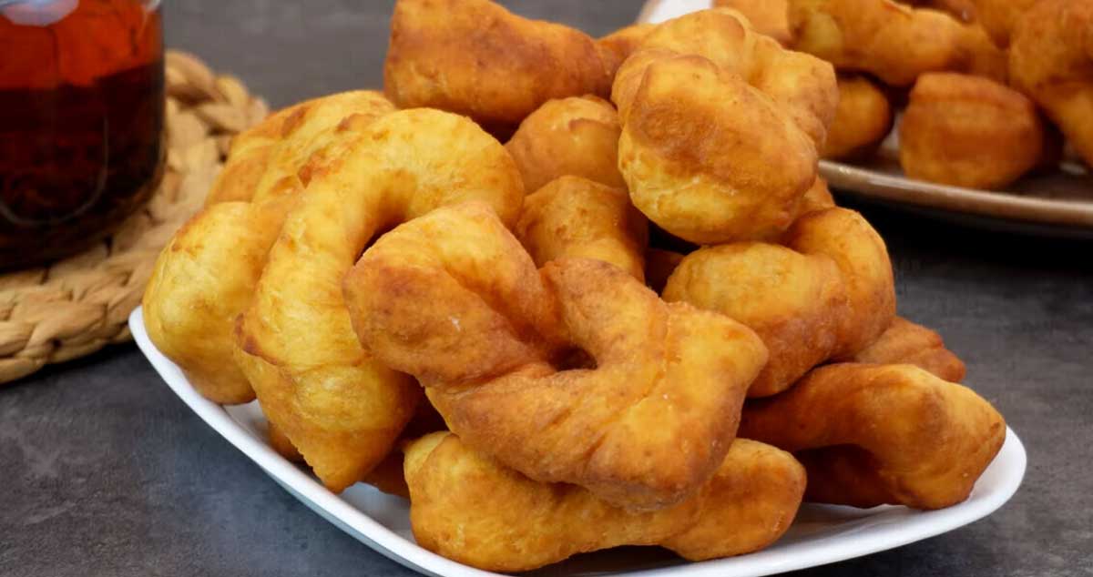 Minciunele pufoase cu kefir – familia mea adoră acest desert al copilăriei!