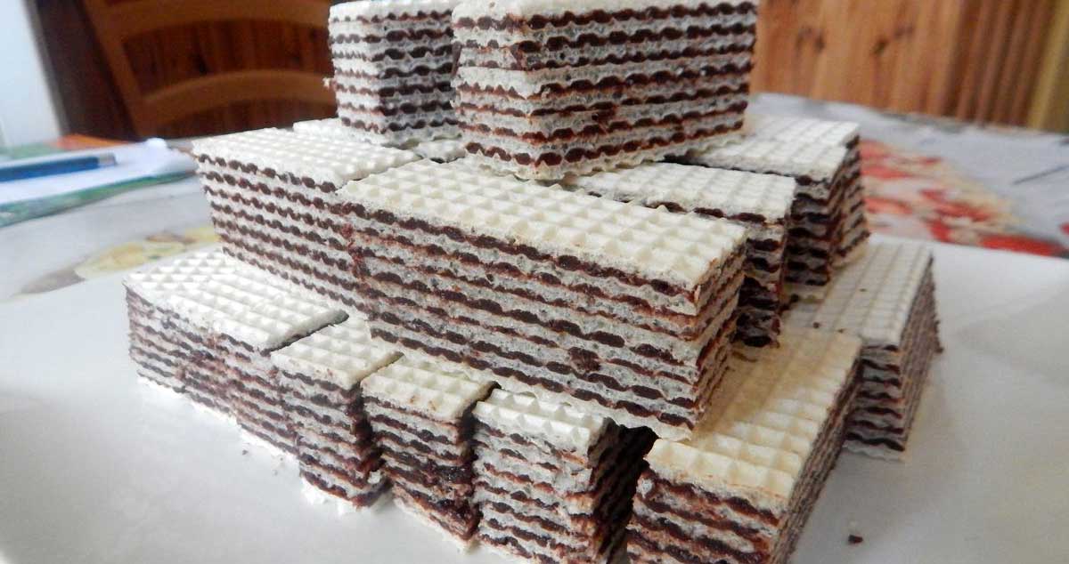 Napolitane umplute cu ciocolată – un desert de casă