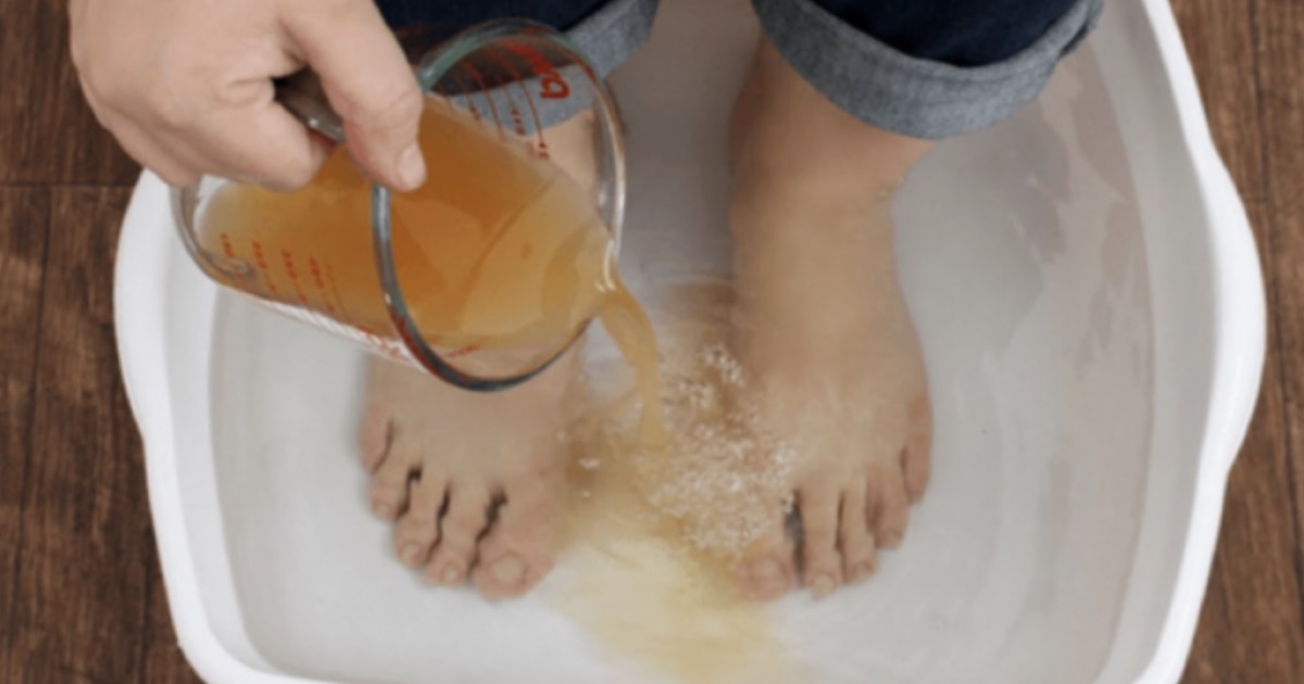 Scapă de toxine și alte boli cu ajutorul acestui remediu simplu pentru picioare