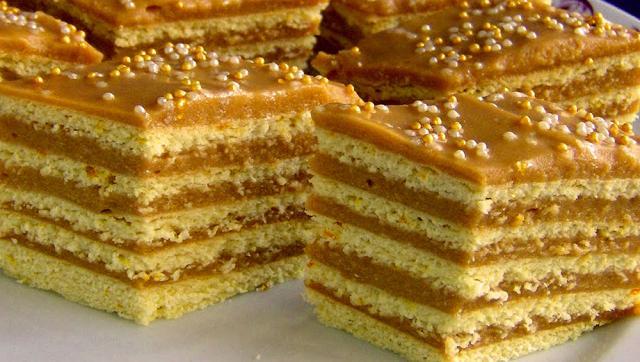 O rețetă pe care mama o făcea foarte des – Prăjitură cu cremă fiartă