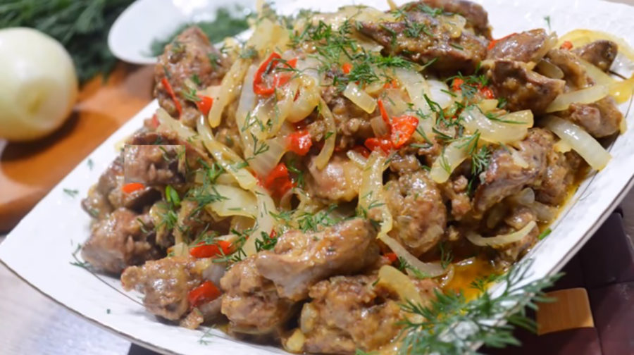 Ficăței de pui fragezi și suculenți