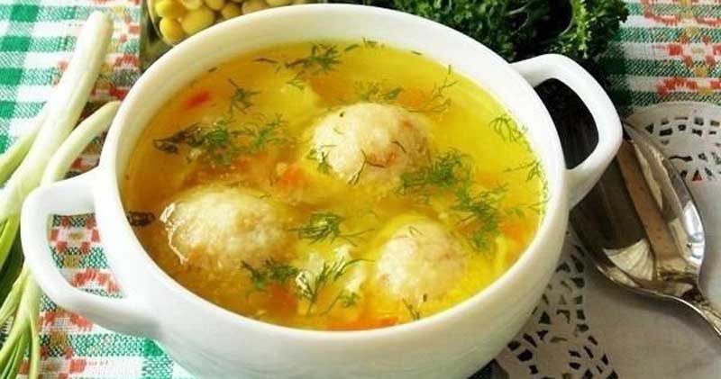 Ciorbă de perișoare din ciuperci - Perfectă pentru zilele de Miercuri și Vineri
