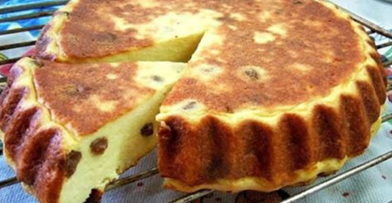 Tartă dietetică cu brânză de vaci – Un dulce ce poate fi mâncat și seara târziu