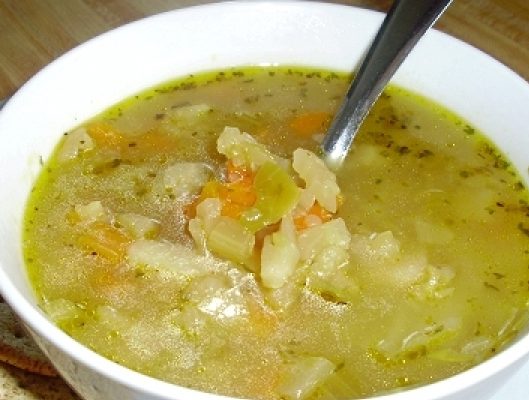 Supă de varză pentru slăbit până la un kilogram pe zi - Rețetă și meniu pe 7 zile