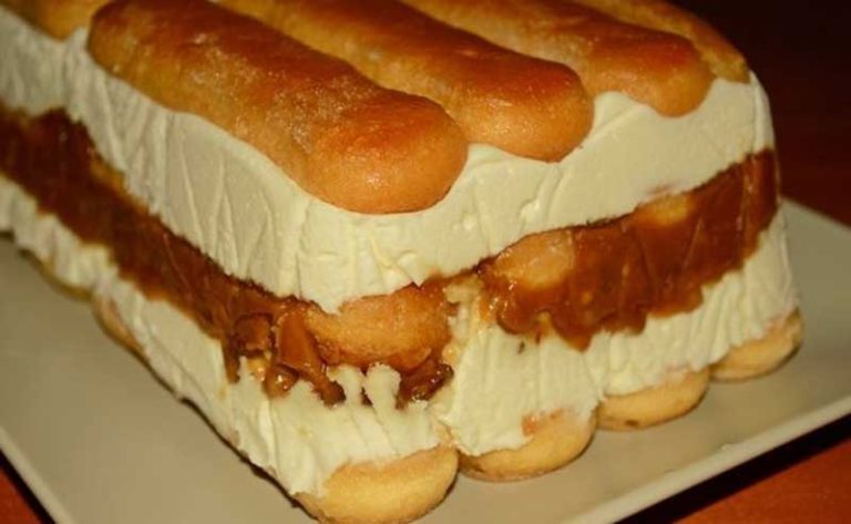 Prăjitură cu pișcoturi