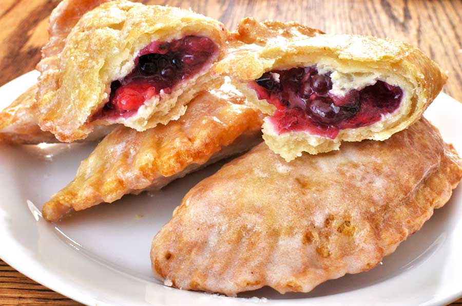 Placintă cu Mere și Gem. Este Delicioasă si Savuroasă