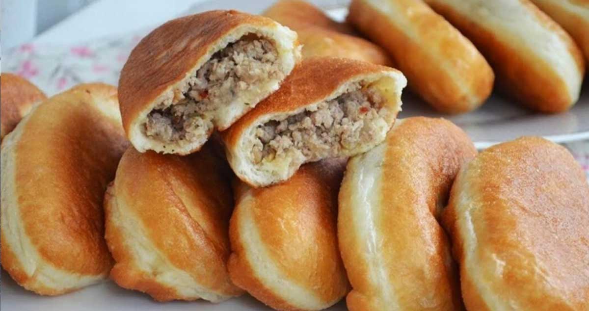 Plăcinte suculente și pufoase