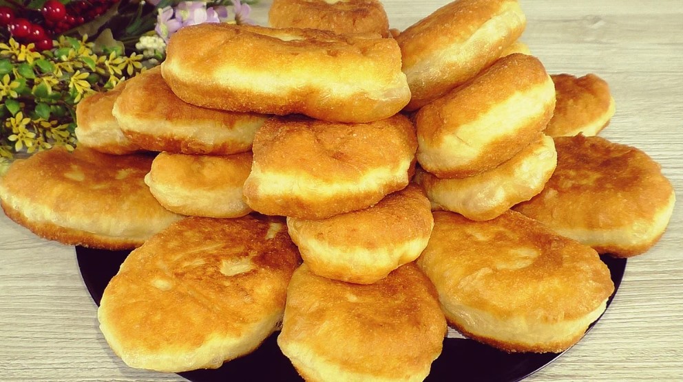 Plăcinte cu cartofi