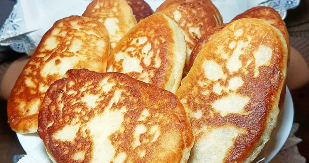 Plăcinte cu carne – pufoase și cu o umplutură suculentă