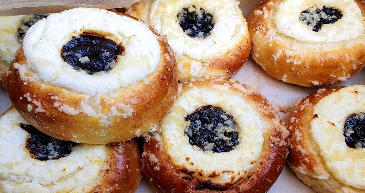 Plăcinte rapide cu brânză: Sunt pufoase