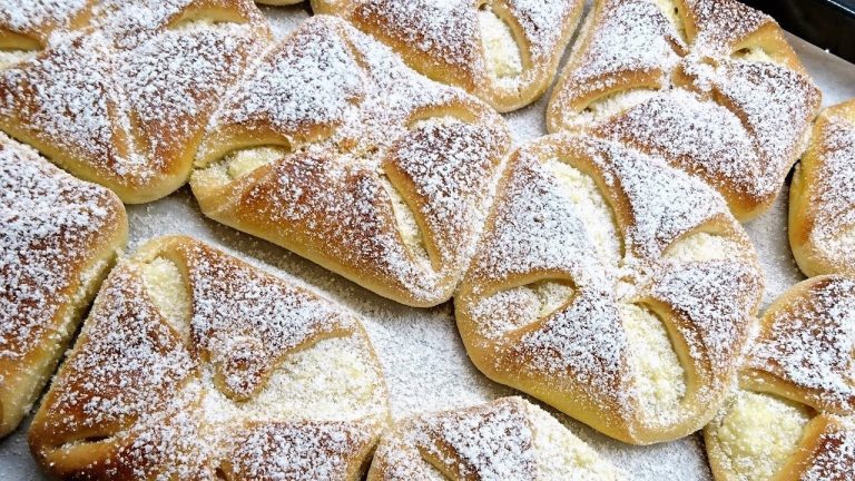 Poale-n brâu – Moi și pufoase cu brânză dulce – Rețetă în imagini pas cu pas