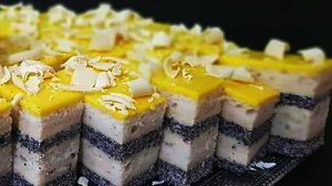 Prăjitură cu mac și glazură de lămâie - macul în prăjituri este extraordinar!