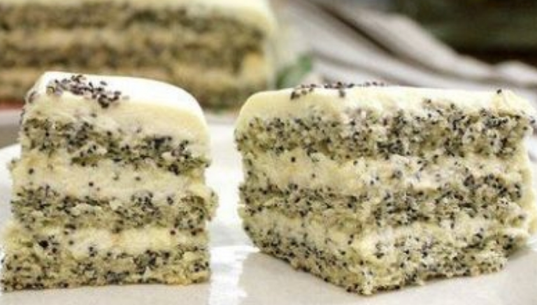 Prăjitură cu mac – ușor de pregătit