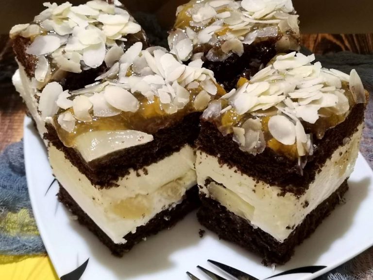 Prăjitură cu migdale și ananas - are un gust extrem de bun