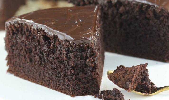 Prăjitură cu ciocolată neagră și cacao - este demențială!