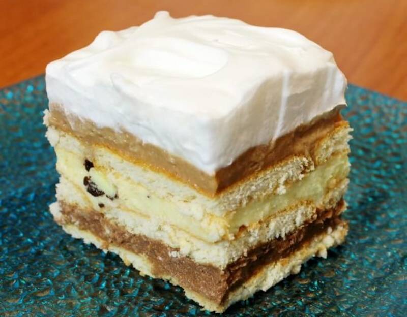 Prăjitură cu biscuiți
