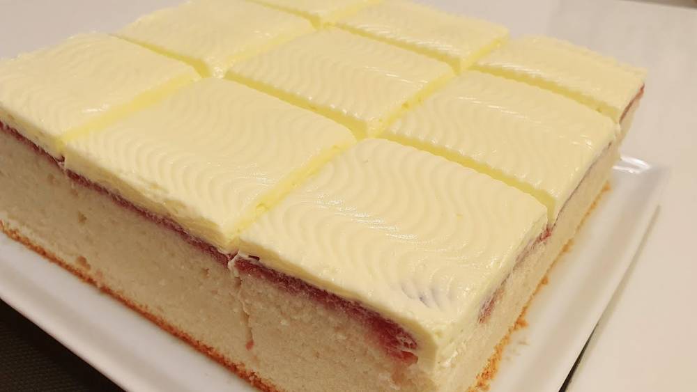 Prăjitură cu cremă de unt și lapte condensat - pur și simplu se topește în gură!