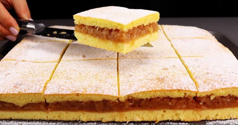 Cea mai bună păjitură cu mere – rețetă foarte simplă și deosebit de gustoasă